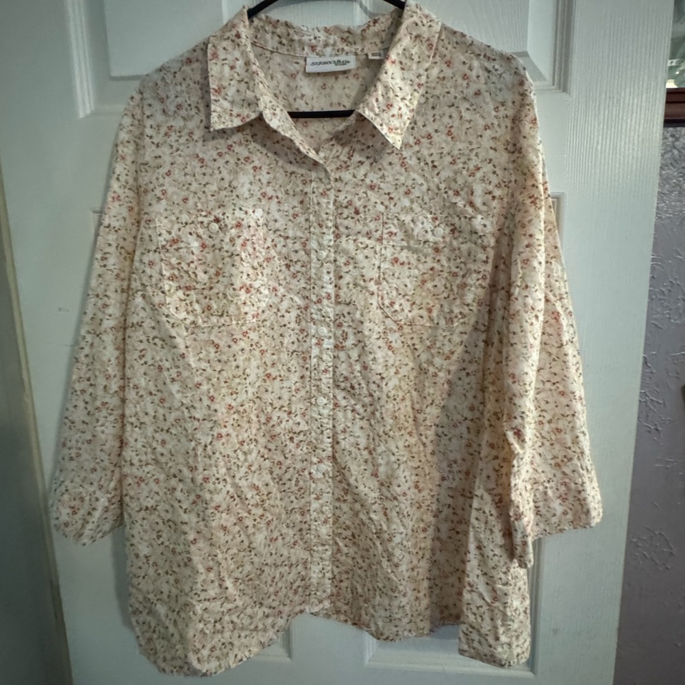 ST John’s Bay  XL button up shirt